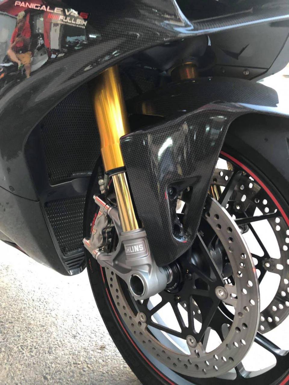 Biker Hà Nội chi hơn 400 triệu độ superbike Ducati Panigale V4 S ảnh 4