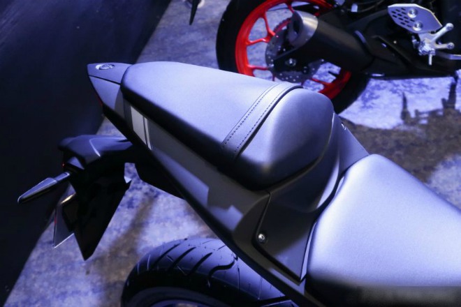 Yamaha MT-25 2020 cực phong cách lên kệ giá 120 triệu - 12