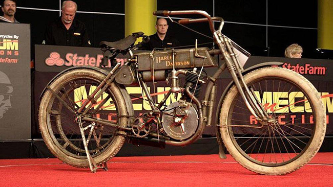Harley-Davidson Strap Tank 1907